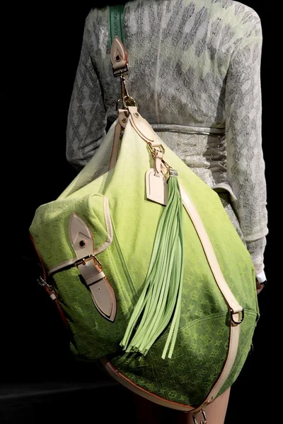 Look 22